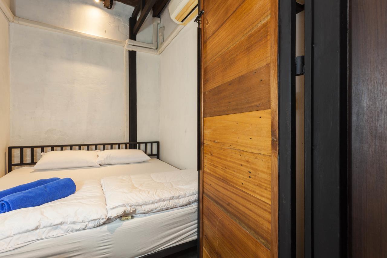 Feel Good Hostel Phuket Exterior photo